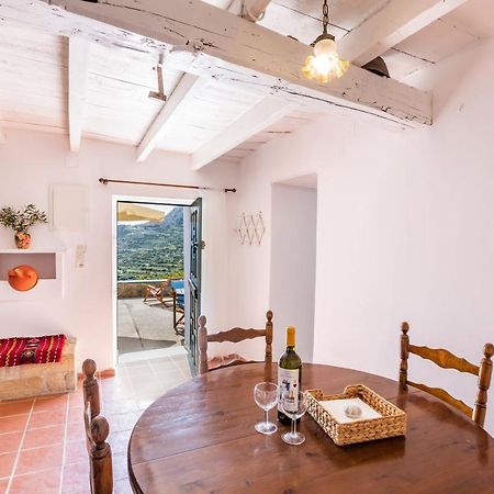 Olive Grove Cottage Menetaí المظهر الخارجي الصورة