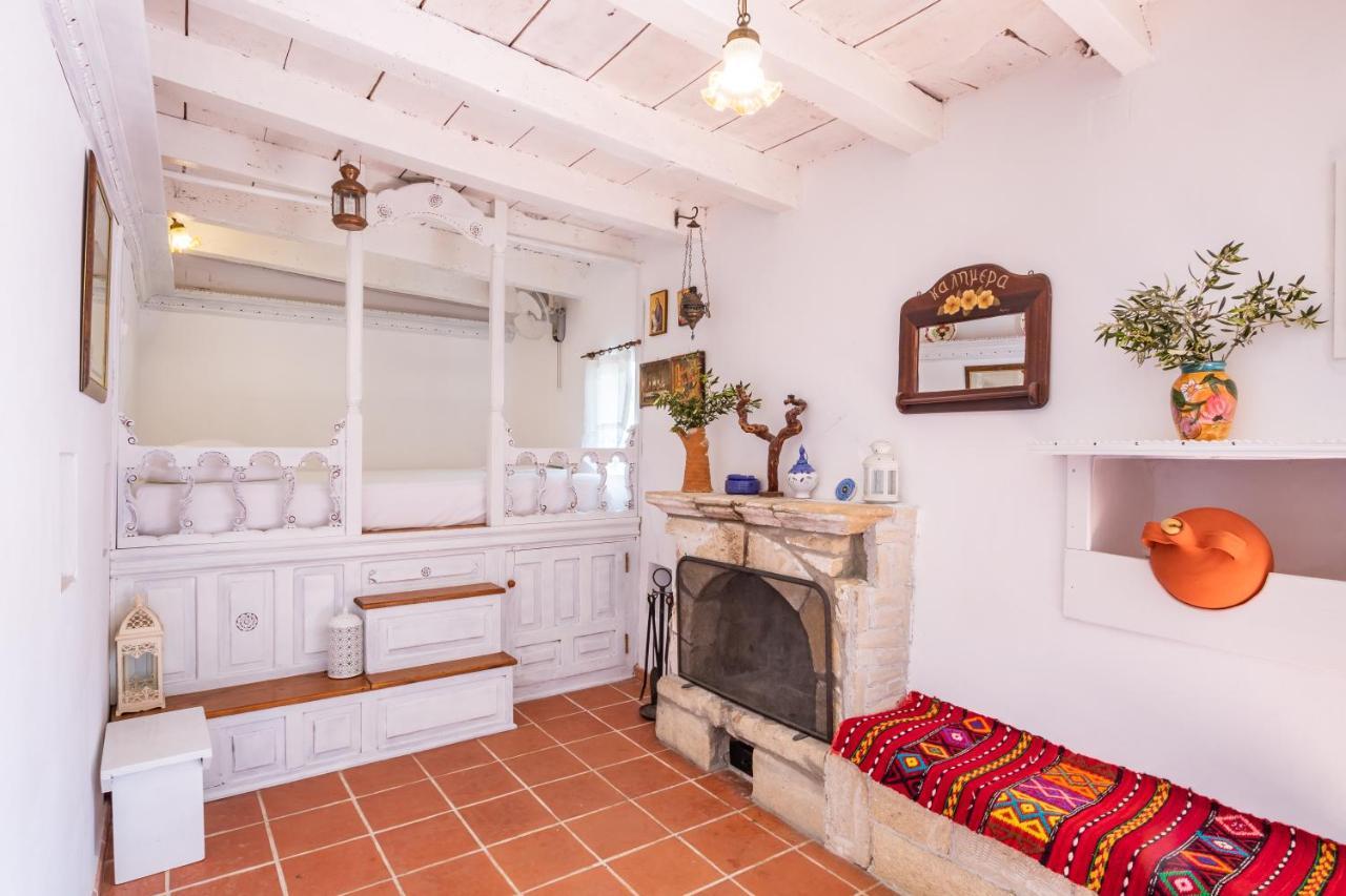 Olive Grove Cottage Menetaí المظهر الخارجي الصورة